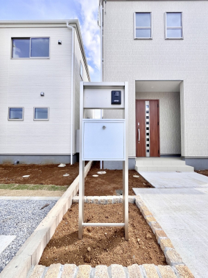 ���̑��@�V���v���f�U�C���̃|�X�g�B