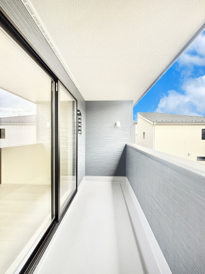 �o���R�j�[�@�}�Ȃ��V�C�̕ω��ɂ����S�ȃC���i�[�o���R�j�[