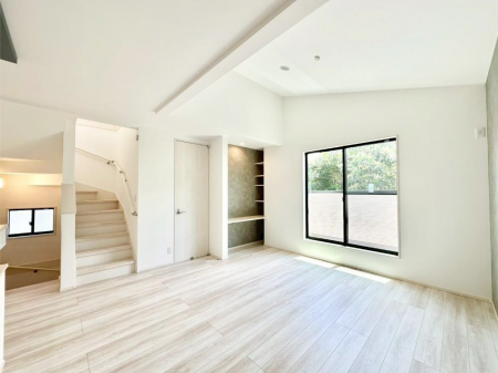 rO@邢zA͋̕Cɖ郊rOE_CjOB   