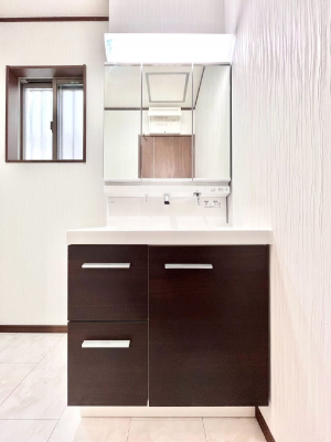 ʑEʏ@傫₷OʋŐʑ́AgȂ݃`FbN┧̂ɂ߂łB 