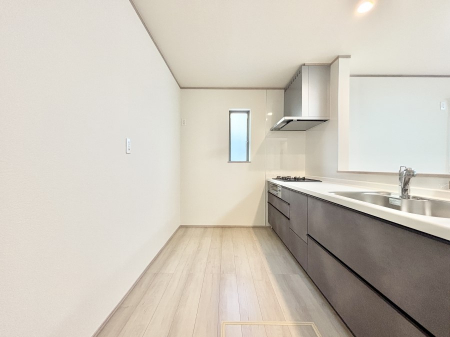 Lb`@u₩ȕʂ蔲Lb`B̂Ŗ邭Cɂ𗧂܂B