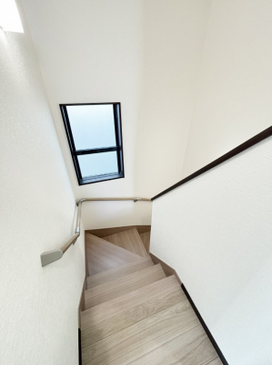 ̑@Ki͎肷tȂ̂ŏȂq܂₲̕Sł  