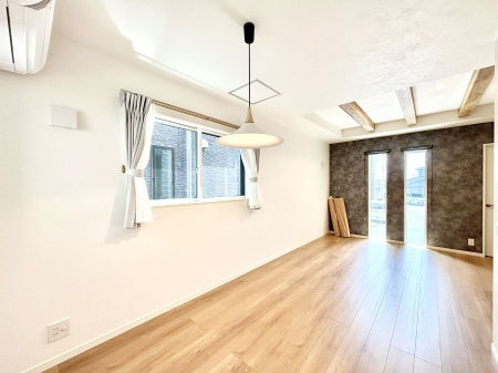 rO@邢zA͋̕Cɖ郊rOE_CjOB 