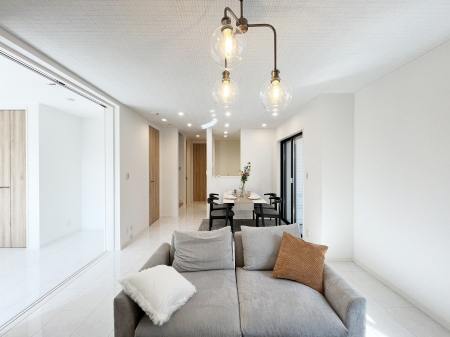 rO@ǂɂĂƑ̂ȂR~jP[VrOB 