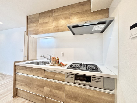 Lb`@̂ŉƑ̏Ί炪L܂  