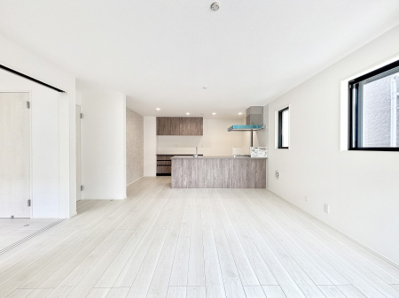 rO@Ƒ̓₩Șbŕ܂閾邢rO