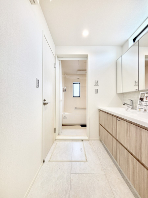 ̑@LXƂƂ̂郉h[Xy[XB  