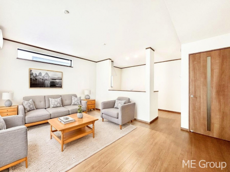 rO@͋Ĉkcj͉Ƒ݂Ȃ̉Kԁ@ƋCGł