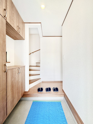 ց@ʔ͂Ƒ̎ʐ^G߂̃CeAŏIƂĉoł܂