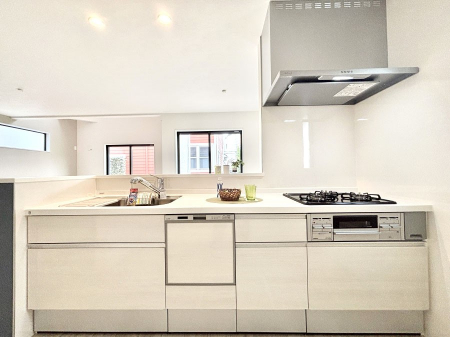 �L�b�`���@�������������I�ɁA�y�����I�V�X�e���L�b�`��  