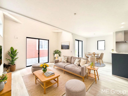 ���r���O�@���Ƒ��̓��₩�Șb�����ŕ�܂�閾�邢���r���O  ���Ƌ��CG�ł�