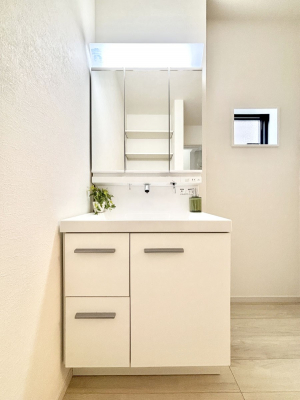 ���ʑ�E���ʏ��@�傫�����₷���O�ʋ��Ő�����������ʑ�́A�g�����Ȃ݃`�F�b�N�┧�̂������ɂ������߂ł��B 