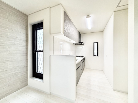 Lb`@u₩ȕʂ蔲Lb`B̂Ŗ邭Cɂ𗧂܂B