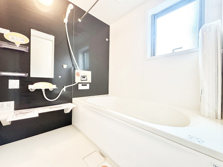 �����@����̔�������Ă���閾�邢�������̂���o�X���[��