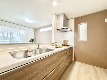 Lb`@u₩ȕʂ蔲Lb`B̂Ŗ邭Cɂ𗧂܂B  