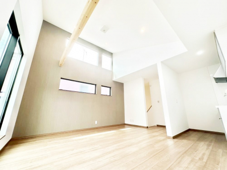 ���̑����ρ@�Ƒ������R�ƏW�܂�e���̃X�y�[�X�ɂȂ肻��