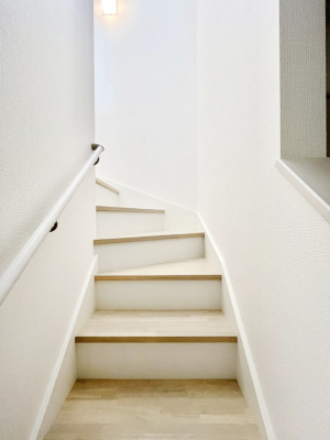 ̑@Ki͎肷tȂ̂ŏȂq܂₲̕Sł  