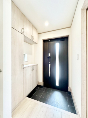 ց@KXXbg̓փhAɌ͂Ă܂