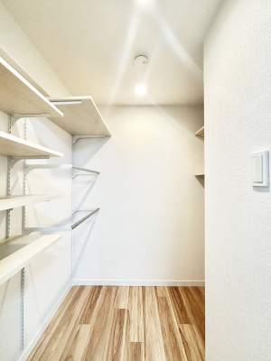 ̑@EH[NCN[[bg̊pŐԃXbL