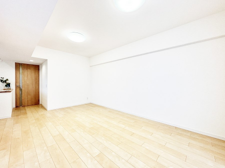 rO@Ƒ̓₩Șbŕ܂閾邢rO