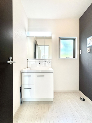 ʑEʏ@傫₷OʋŐʑ́AgȂ݃`FbN┧̂ɂ߂łB 