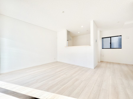 rO@Ƒ̓₩Șbŕ܂閾邢rO