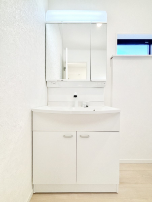 ʑEʏ@X^COɕ֗ȎOʋA~[LrlbgōׂXbL