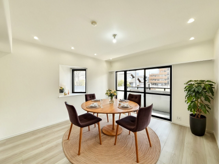 rO@傫ȑ炽Ղ̗zƕ郊rO@ƋCGł  