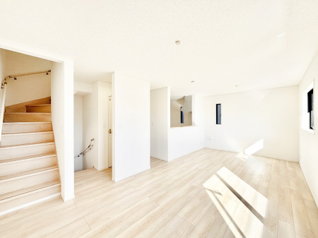 rO@i`eCXg̗D_炩Fg̃t[OfGȃrOłˁB