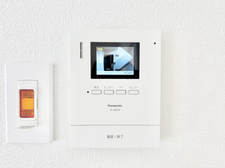 ̑ρ@TVj^[tC^[tHtĂăZLeB[  