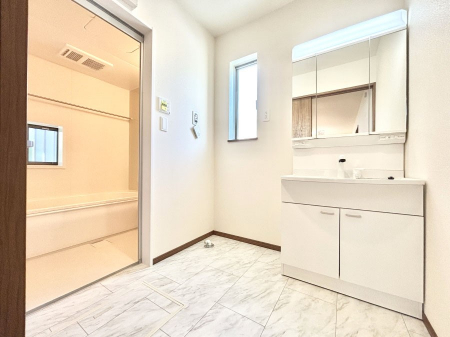 ʑEʏ@傫₷OʋŐʑ́AgȂ݃`FbN┧̂ɂ߂łB 