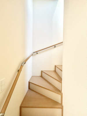 ̑@Ki͎肷tȂ̂ŏȂq܂₲̕Sł  