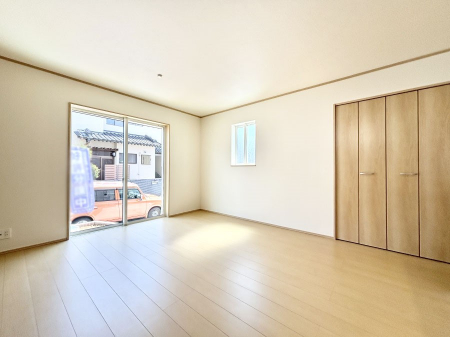 ̑ρ@傫ȑ炽Ղ̗zƕ郊rO  