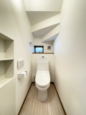 gC@gC1K2KꂼɔzuĂĂƂĂ֗łB 