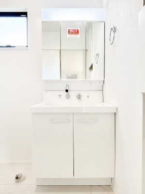 ʑEʏ@X^COɕ֗ȎOʋA~[LrlbgōׂXbL