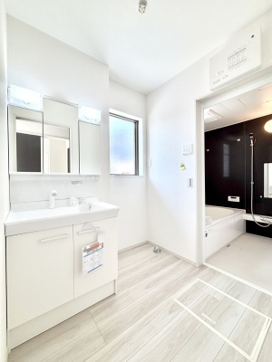 ���̑��@�������̂�����K��Ԃł��B�����̐g�x�x���C�����ǂ����g�������܂��B 