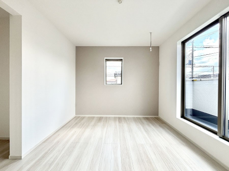 ���̑����ρ@���邢�o���R�j�[�T�C�h�ɗm����ݒu�B�ڊo�߂̗ǂ��Q���ɁB 