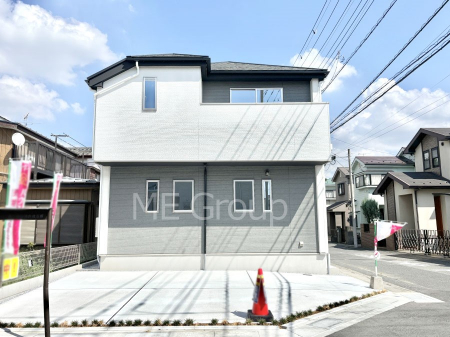 ���n�O�ώʐ^�@�������ꂽ�O�ρA�㎿�ȏZ��Ԃ��L���鎺���͉i�����S���ĉ߂�����Z���ł��B 