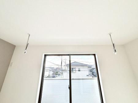 ���̑����ρ@�����������|�[���B�~�J��ԕ��̎����ɑ劈�􂵂܂��B  