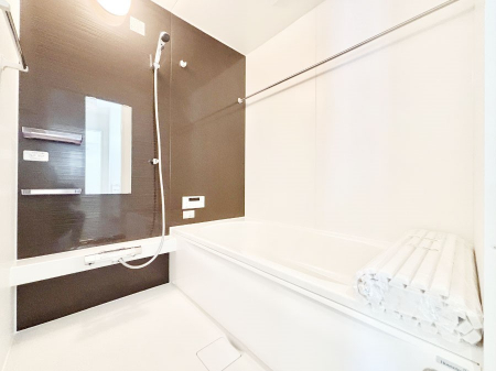 @̂_[NJ[ɂoX[1̔tbVI