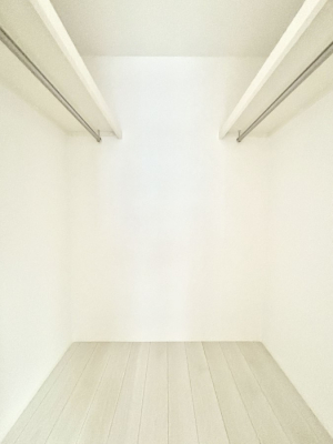 ̑@EH[NCN[[bgtŐԂLpł܂B