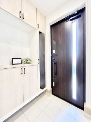 ց@KXXbg̓փhAɌ͂Ă܂