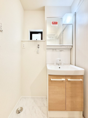 ʑEʏ@傫₷OʋŐʑ́AgȂ݃`FbN┧̂ɂ߂łB 