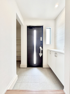 ց@KXXbg̓փhAɌ͂Ă܂