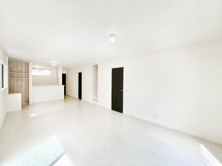 rO@i`eCXg̗D_炩Fg̃t[OfGȃrOł