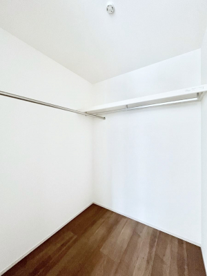 ̑@EH[NCN[[bg̊pŐԃXbL  