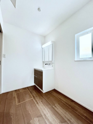 ʑEʏ@Ƃ̐ʃXy[XŒ̐gxxX[Y