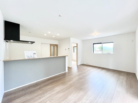 rO@邢zA͋̕Cɖ郊rOE_CjOB   