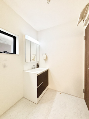 ���̑��@�L�X�Ƃ�Ƃ�̂��郉���h���[�X�y�[�X