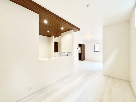 ���̑����ρ@�Ƒ������R�ƏW�܂�e���̃X�y�[�X�ɂȂ肻��